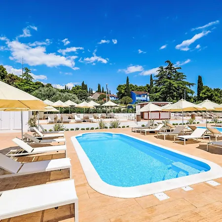 Medena-3 By Interhome Apartamento