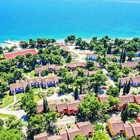 Medena-3 By Interhome Apartamento Trogir